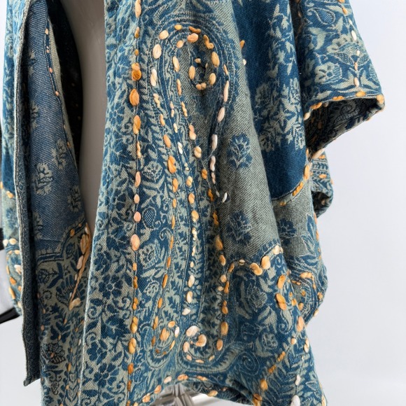Paper Lace Womens One Size Poncho Style Cardigan Boho Embroidered Woven Indian - Picture 6 of 13
